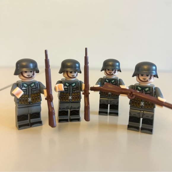 8 Piece WW2 Military Figure USA American German Lego Compatible Minifig - Picture 3 of 7